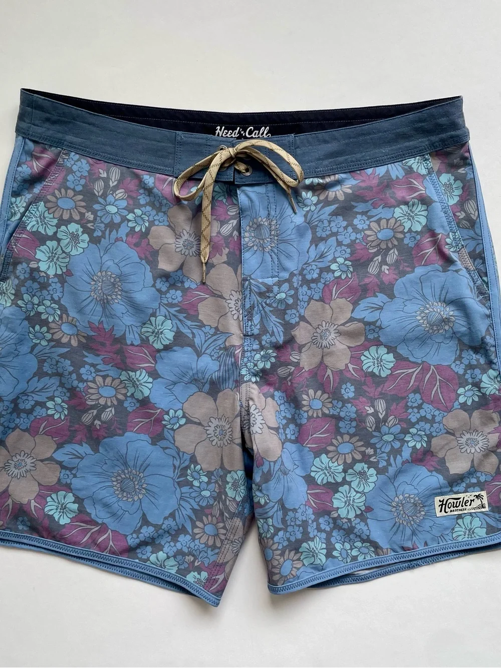 Howler Brothers Bruja Boardshorts, Flower Power Blues, Size 36